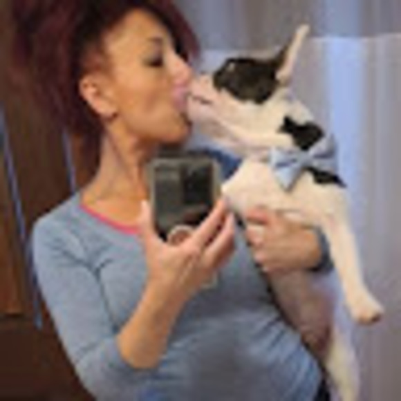 Meet your Posher, Michelle - Picture 1 of 1